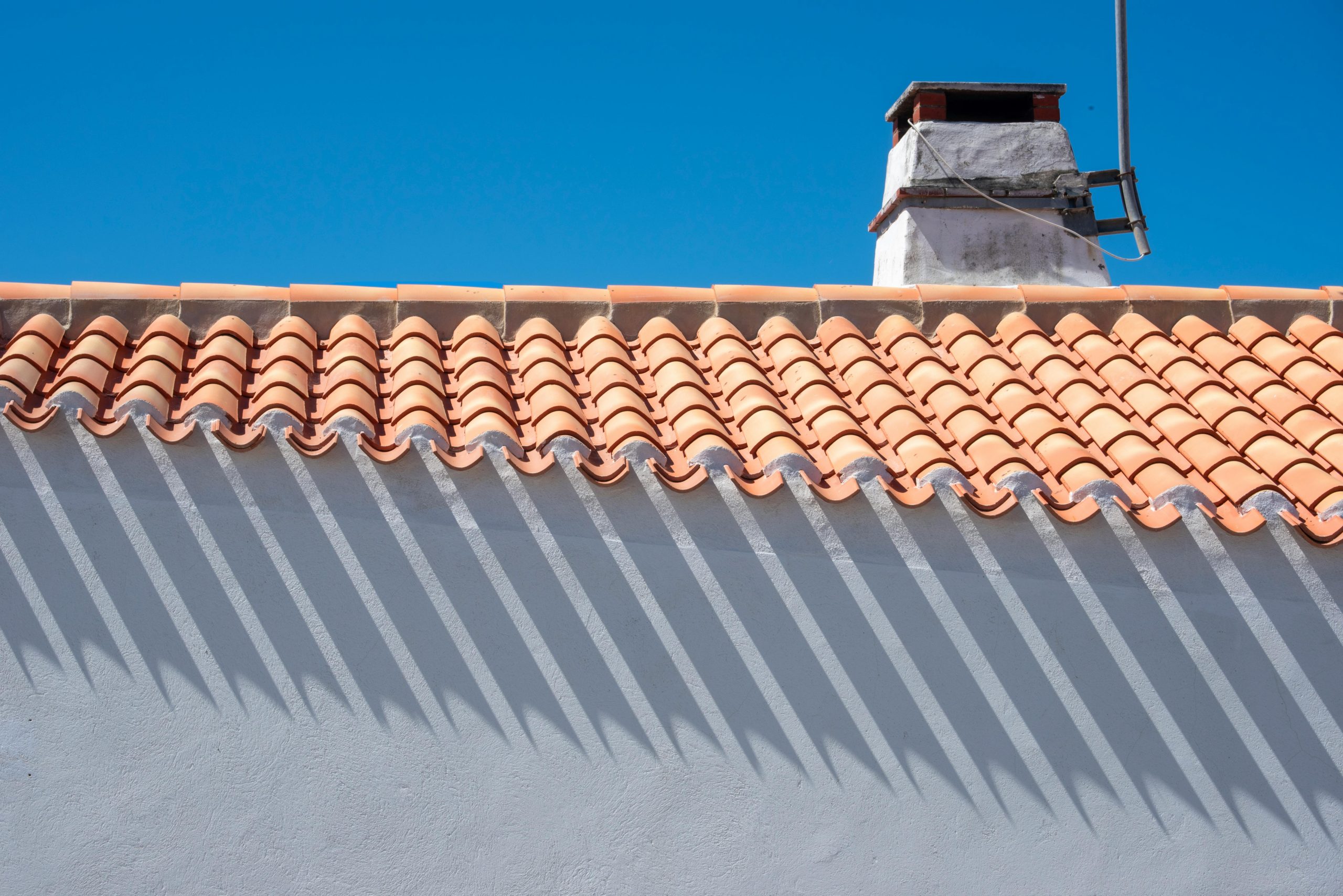 Protection peinture toiture tuile terre cuite