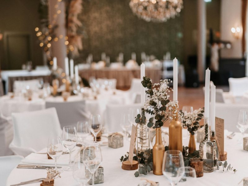 Comment réussir la décoration de sa table ronde mariage ?