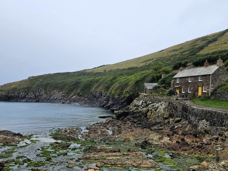 Pourquoi Faustine Bollaert a choisi cette maison en Bretagne ?